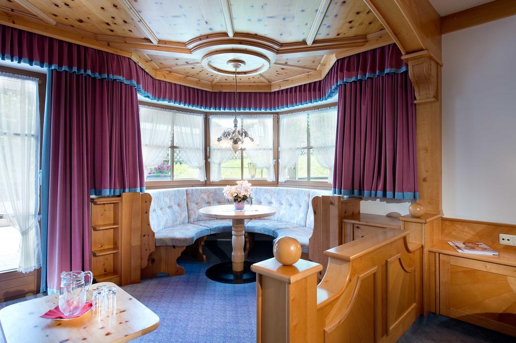 Hotel Bergland Lermoos Bilik gambar